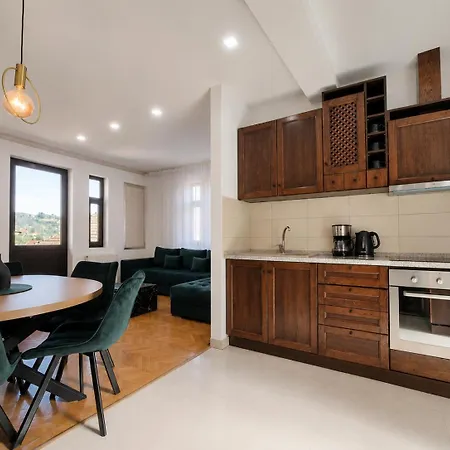 Apartment Luxurious With A View In The Old - Brasov