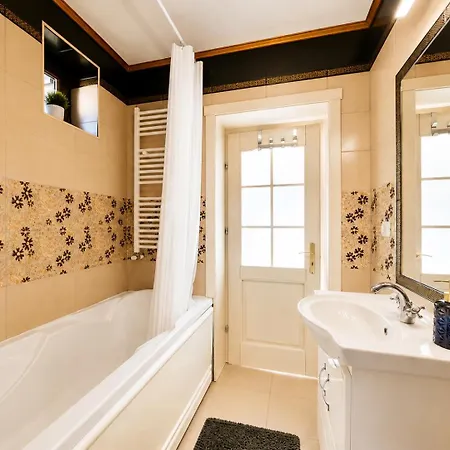 Luxurious With A View In The Old - * Brasov