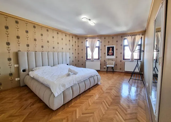 Luxurious With A View In The Old - *