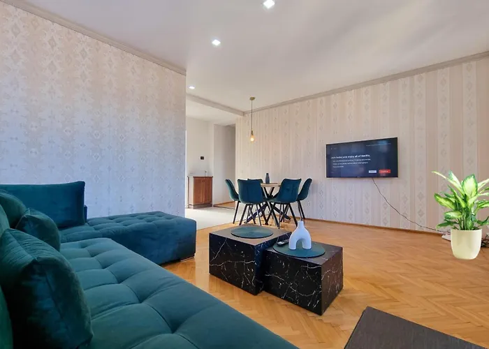 Luxurious With A View In The Old - * Brasov